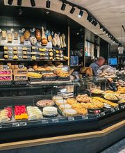 Junge Die Bäckerei. Bild 9