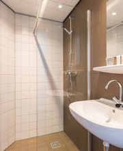 Guest Room Bath