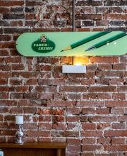 Völker’s Restaurant in Oldenburg | Ambiente Altes Faber Castell Schild