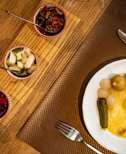 Restaurant Pine, Swiss food, Raclette, Fondue, Rösti