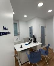 Sala de reparaciones del Centro Auditivo Audika Palma de Mallorca ubicado en Carrer de Gilabert de Centelles, 8B, Llevant, Palma.