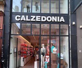 Calzedonia image 1