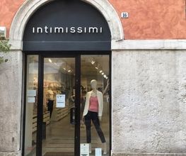 Intimissimi immagine 1