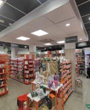 Pharmacie Lafayette du Théatre image 9