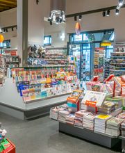 Schmitt & Hahn Buch und Presse im Bahnhof Konstanz Bild 4