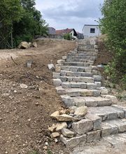 Treppe aus Kirchheimer Muschelkalk