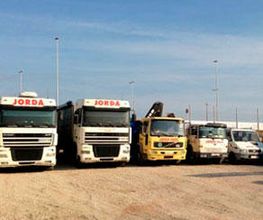 700865-Lenas-y-Carbones-Jorda-vehiculos.jpg