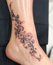 Cyril Tattoo et Piercings image 10