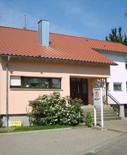 Roland Schwinge Dr. Marco Herr Praktische Tierärzte Bild 2