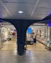 Ludwig Internationale Presse Köln Hbf
