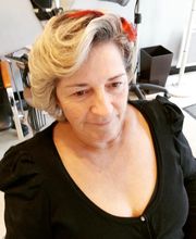 Nadine Coiffure image 20