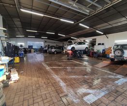 GARAGE HOERLE image 8