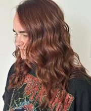 Fantastic Sams Cut & Color image 2