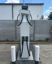 Shell Recharge Charging Station Bild 1