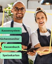 Zwei strahlende Gastronomen zeigen, wie einfach digitales Arbeiten mit Gastronovi ist: Kassensystem, Küchenmonitor, Kassenbuch & Speisekarten – alles in einer Lösung für mehr Effizienz, weniger Stress und glückliche Gäste.