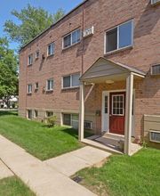 Woodview Apartments image 2