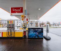 Shell Recharge Charging Station Bild 19