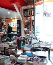 Ombres Blanches image 2