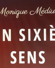 Boquet Monique image 2