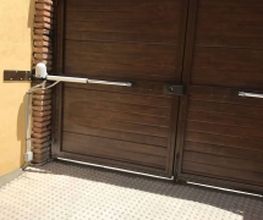 Puertas_Automaticas_granada_Motores_Persiana_9.jpg