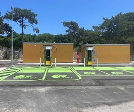 Ricarica in sicurezza in modalità ultra fast per tutti i veicoli elettrici. IPlanet