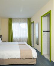 Hotel De France image 20