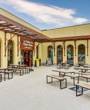 This is a picture representing NF080301 (FUELING) - REL.CHIEN BLANC