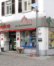 Aussenansicht der Apotheke am Storchenturm