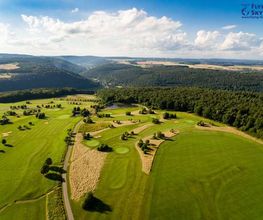 Schöner Panoramablick vom Golfplatz Erftal Miltenberg