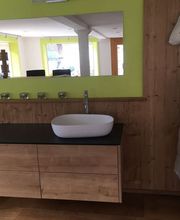 Hüsler Nest Lungern - Massivholzmöbel