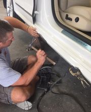 Halter's Body Shop image 1