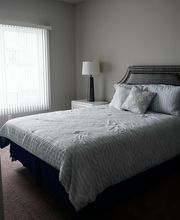 Sterling Pointe Apartments image 5