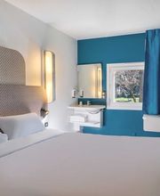 B&B HOTEL Cannes Mouans Sartoux image 1