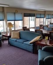 Lake Forest Apartments image 4
