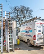 Lyaouanc Père et Fils image 2