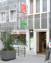 Aussenansicht der Flora-Apotheke