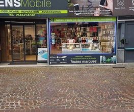 Phone House Concept image 1