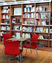 Ombres Blanches image 3