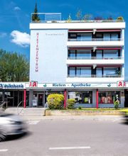 Aussenansicht der Rieten-Apotheke