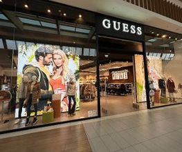GUESS immagine 1