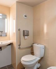 B&B HOTEL Lyon Saint-Priest image 14