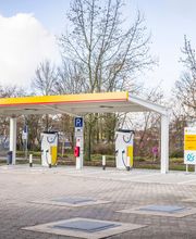 Shell Recharge Charging Station Bild 1