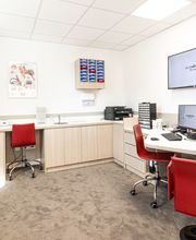 Audioprothésiste Muret-Alain Afflelou Acousticien image 2