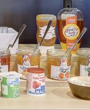 B&B HOTEL Reims Centre Gare image 4