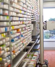 Adler-Apotheke Bild 3