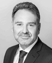 Andreas Schmitz
Fachanwalt für Arbeitsrecht, Bau- und Architektenrecht