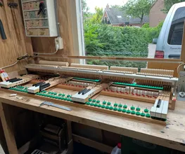 Mechaniek onderhoud in het piano atelier bij Pianostemerdonald.nl