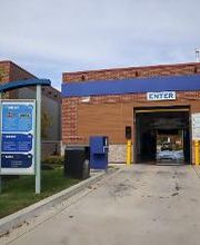 Get a car wash at the Splash In located at 103 Mountain Road, Pasadena, MD!