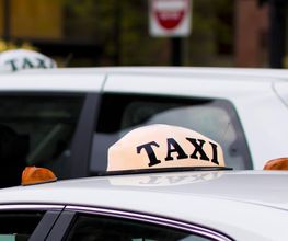 Taxi Christine image 1