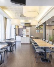 B&B HOTEL Marseille Centre La Timone image 6